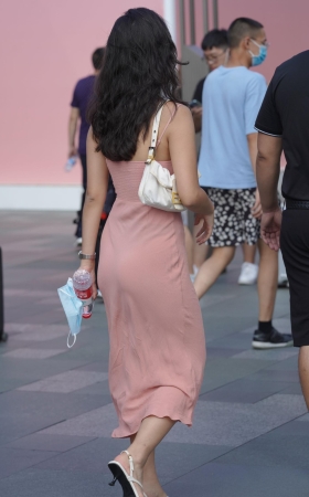 红艳凝香