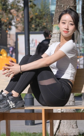 恋梦菇凉 [44P]