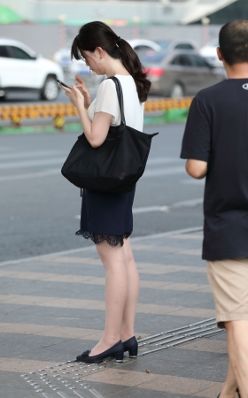 下班的肉丝美女