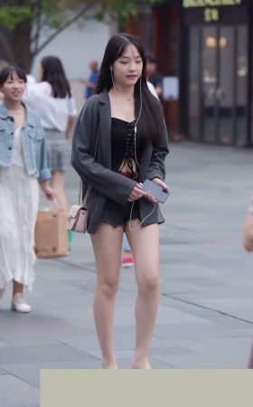 短裤美女3A1308[890M]