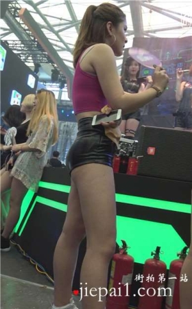 4k-身材超级劲爆的皮裤美女们