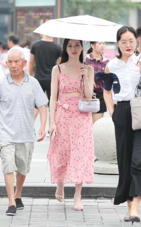 好气质的漂亮小姐姐 [12P]