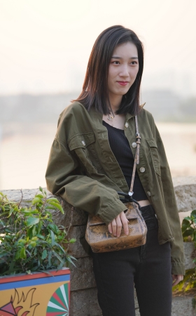 颜值与身材并存
