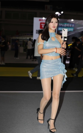 超薄肉丝凉高美足