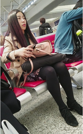 候车室黑丝美妇