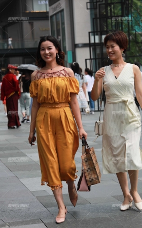 气质美妇人 [20P]