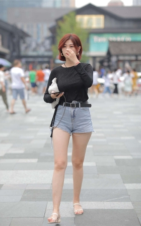 牛仔短裤百搭