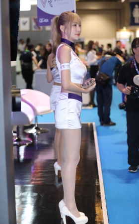 极品金发肉丝长腿美女模特
