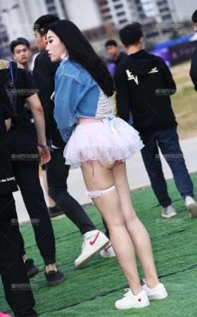 腿长臀翘 [20P]