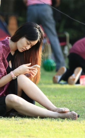 No1106 见过女神双脚对搓的兄弟，可绕过此帖 第2套