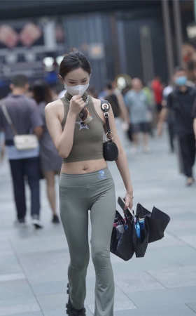 紧身裤小姐姐