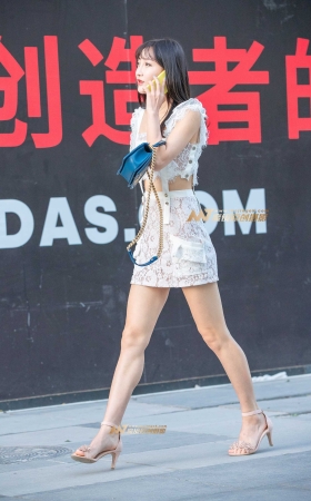 H42、身材真的不错 [14P]