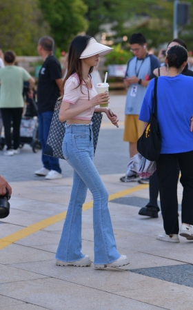 牛仔裤美女 23-09-20