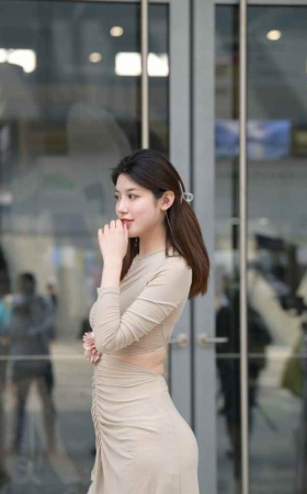 温婉长裙 [105P-2.42GB]