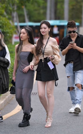 高跟气质美女