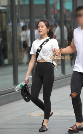紧身的线条 [23P]
