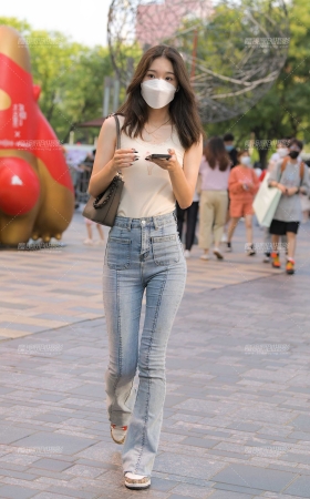 牛仔裤美女 [11P]