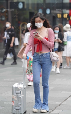 气质美眉 [24P]