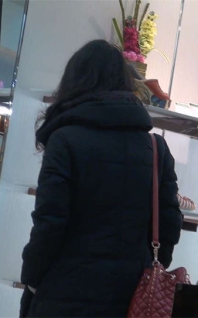 气质韵妇的短黑丝
