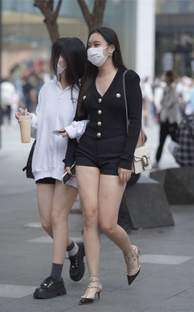 温婉姐妹