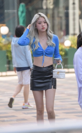 皮裙美女 [15P]