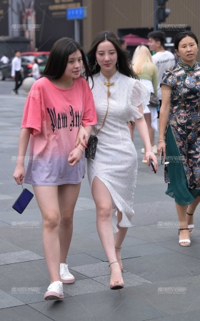 凉快的旗袍风小姐姐 [12P]