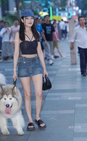 牛仔裙美眉 [10P]