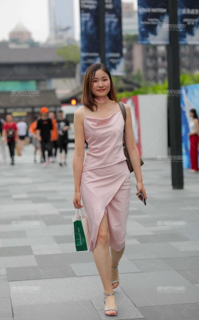 长裙美女真温柔 [20P]