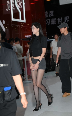 气质黑丝长发