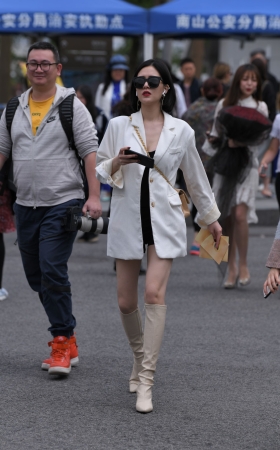 长靴美女