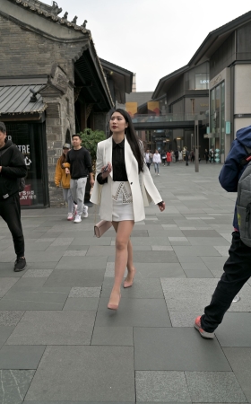 高跟肉丝美女