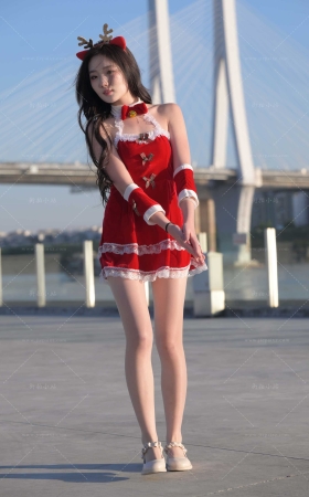 [一始专区] 圣诞美眉 【图片➕视频】<font color=red> [10P]</font>