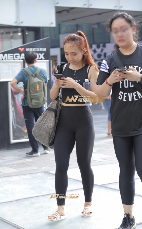 小背心，黑色健美裤MM [14P]