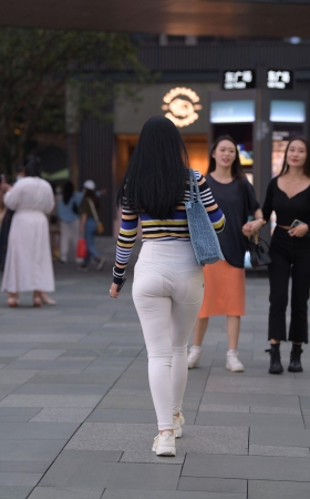 搭讪了，非常不错的小姐姐