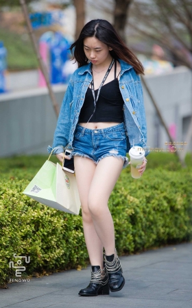 热裤，裸腿，短靴（8） [8P]