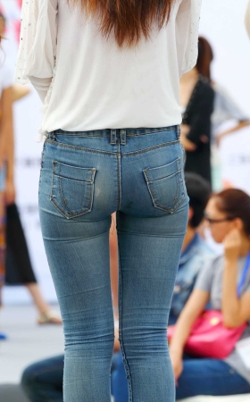 牛仔美臀 [18P]