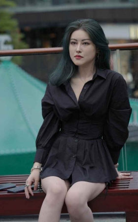 黑色衬衫裙 [137P1V-1.95GB]