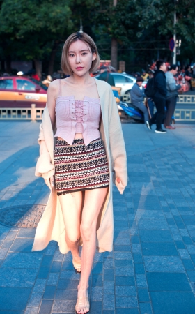 极品美腿美女欣欣