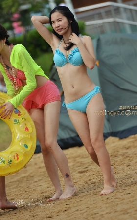咔喳2016.12.06 街拍76 (20p) [20P]