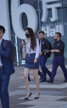 蓝裙OL妹子