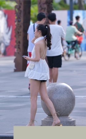 似乎在等人的美人3A1558[1.02G]