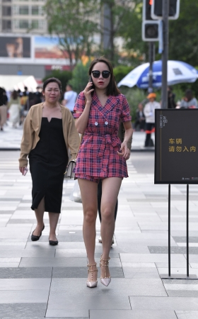 高跟凉鞋鞋美腿