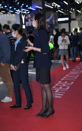 211124-2+135/女顾问