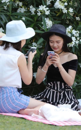 No792 漂亮女孩扎堆到老江湖的眼光都无法取舍，只能全部拿下 第2套