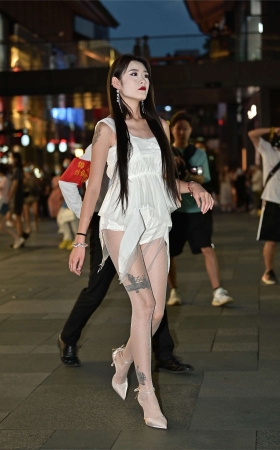魅力白色系搭配