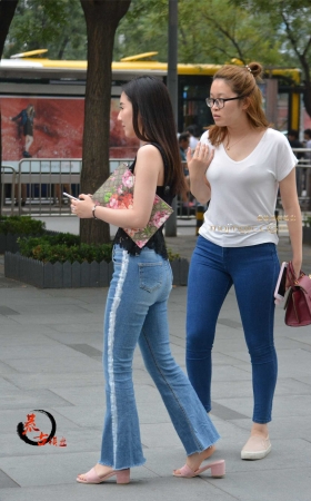 10-20 牛仔裤显身材 [14P]