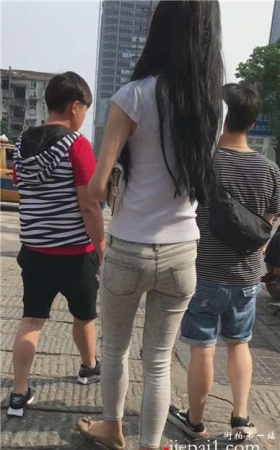 超紧身灰牛美腿性感小学妹 [2.16 GB]