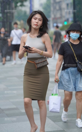 修身裙 [18P]