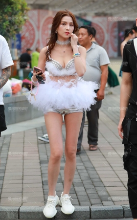 好勒de紧身热裤，大长腿 [18P]