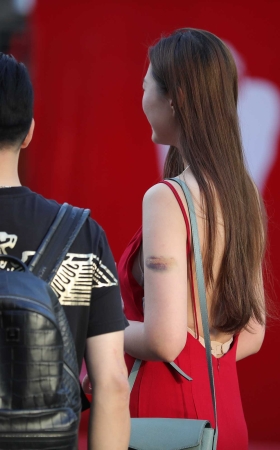 耀眼的红裙 [13P]